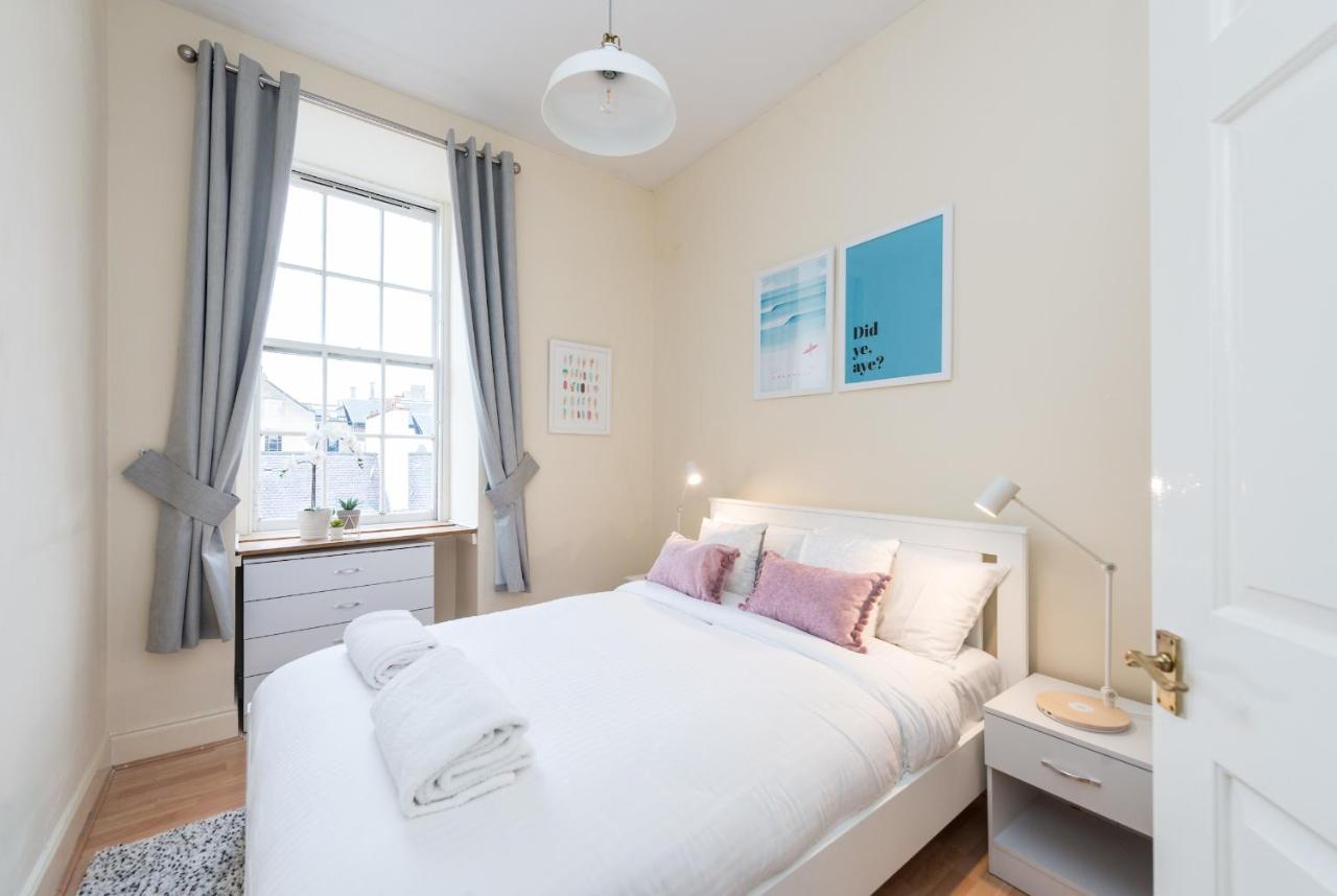 Bright And Modern 2 Bed Apartment Edinburgh Dış mekan fotoğraf